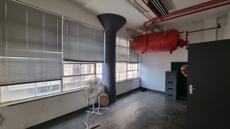 To Let Commercial Property for Rent in Woodstock Western Cape